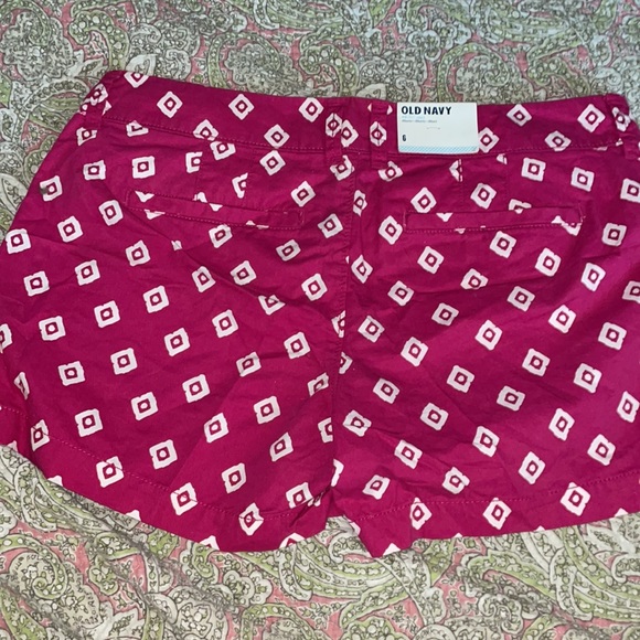BNWT Old Navy print shorts size 6 - Picture 2 of 6